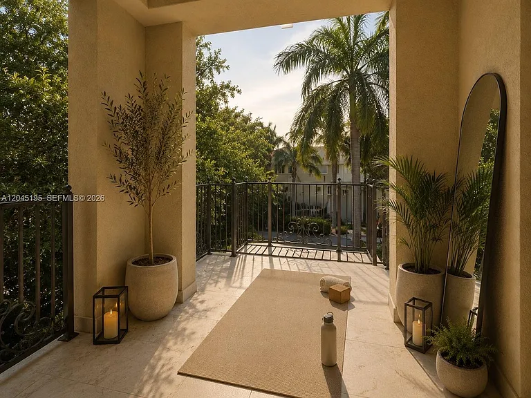 592 Fernwood Rd #B — Photo 25