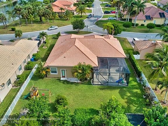 2nd image of 5740 NW 51st Pl