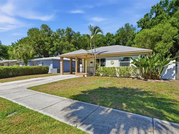 2855 Valencia Way S, Saint Petersburg, FL 33705