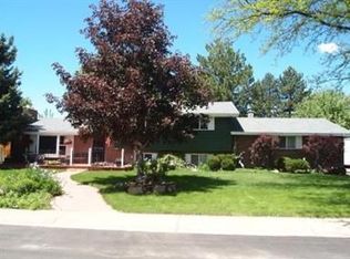 835 S Dudley St, Lakewood, CO 80226