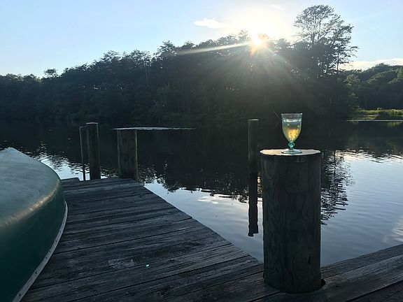 3rd image of 536 Point Field Dr