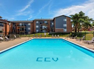 Country Club Village, West Des Moines, IA 50265