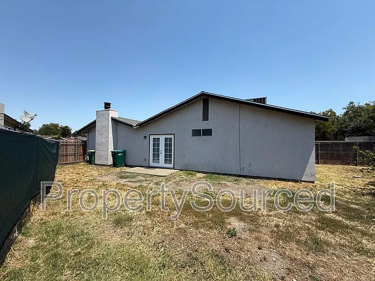 1944 Hickock Ct — Photo 37