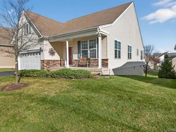 21 Cyprus Drive, Middletown, NY 10940