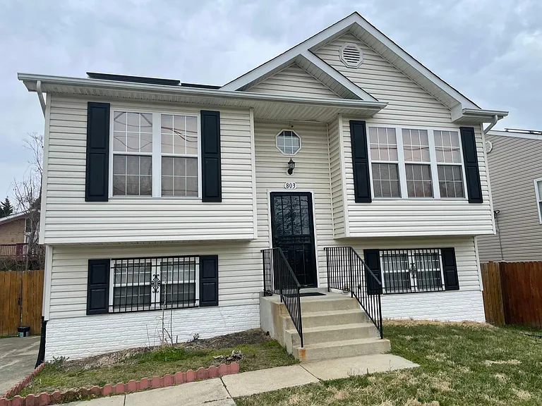 803 Eastern Ave — Photo 1