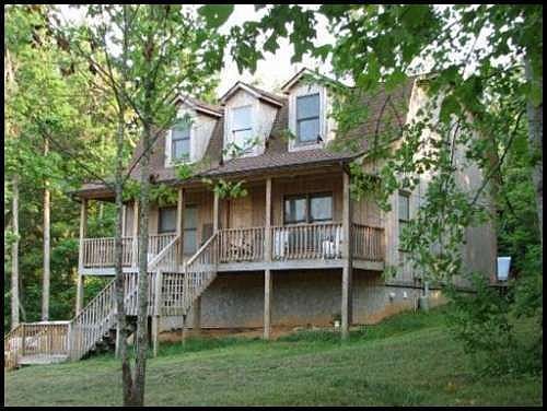 2nd image of 7704 Wood Rd