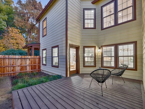 2725 Swanston Oaks Ln, Sacramento, CA 95818
