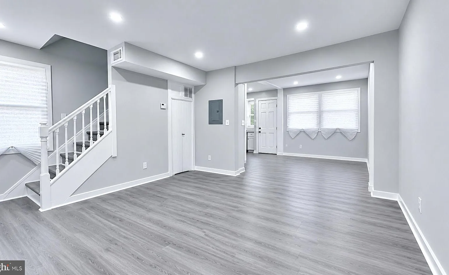 1 bed, 1.0 bath, 810 sqft, $1,850 — Photo 3
