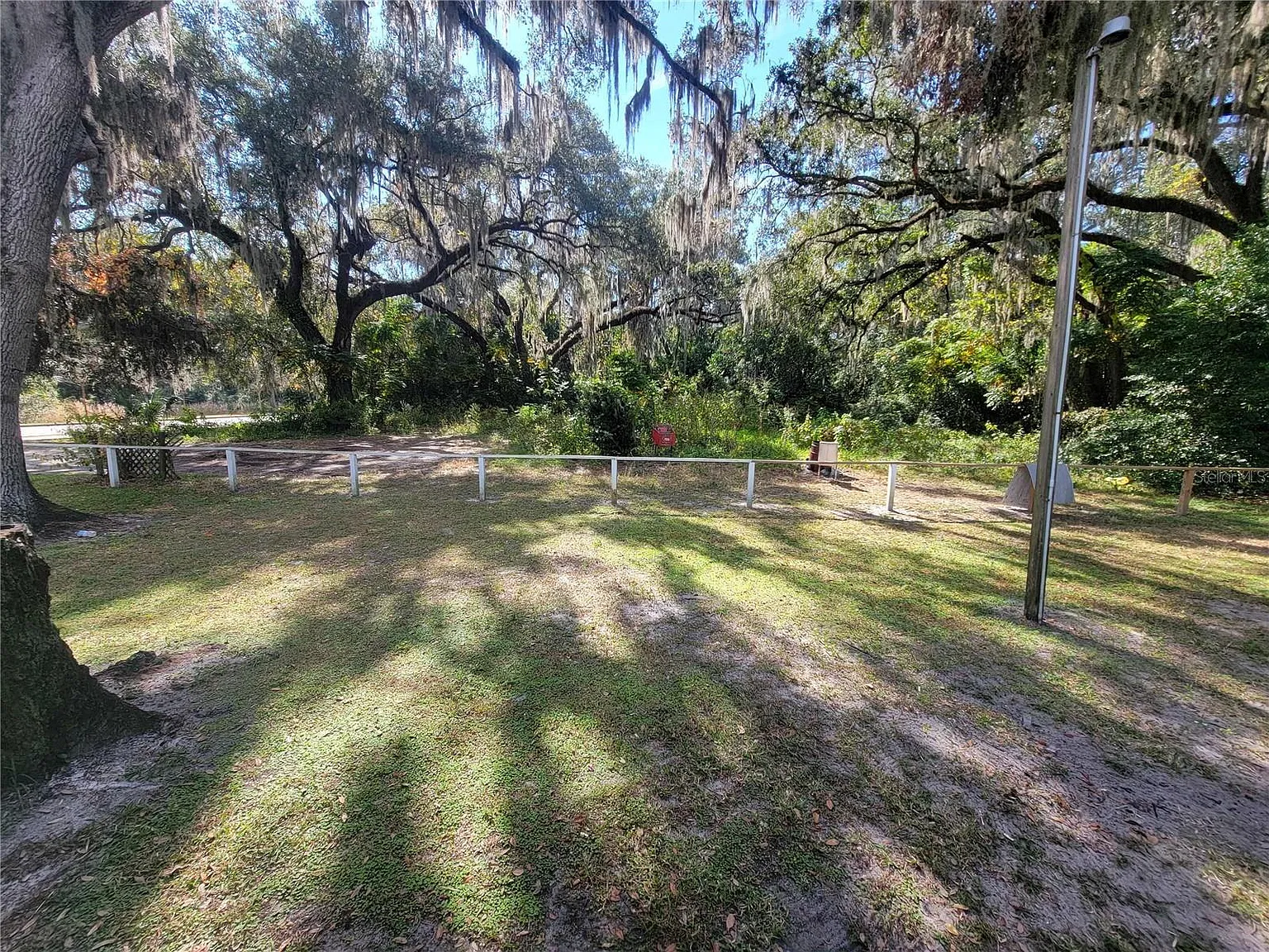 2 bed, 1.0 bath, $950 — Photo 4