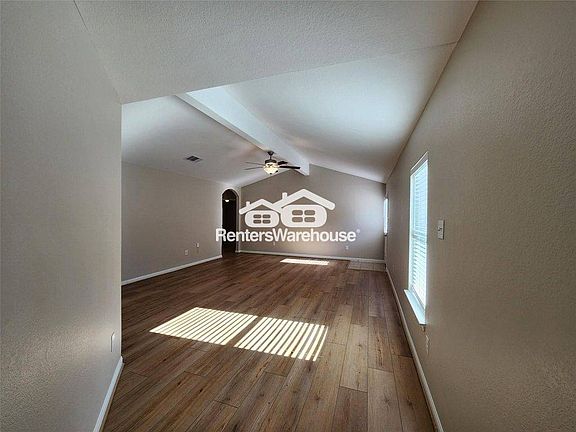 5th image of 22527 Cloverland Field Dr