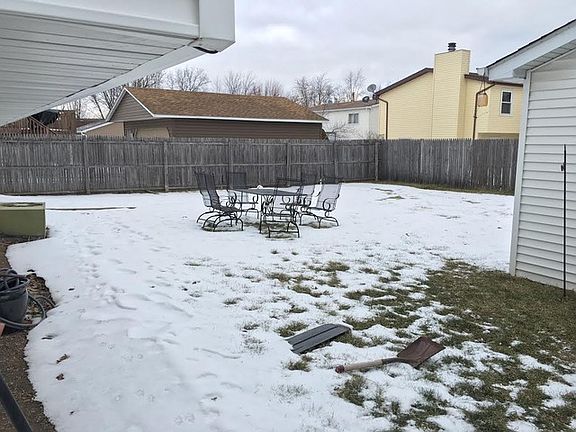 2nd image of 341 Greenview Dr