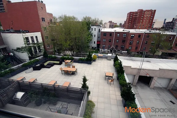 Sold by Modern Spaces | media 3