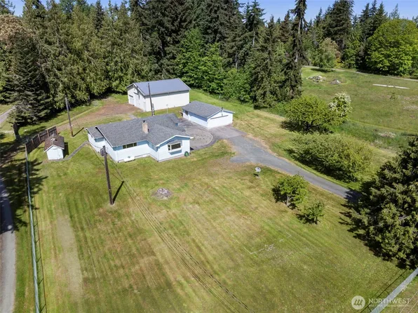 212 Old Black Diamond Rd, Port Angeles, WA 98363