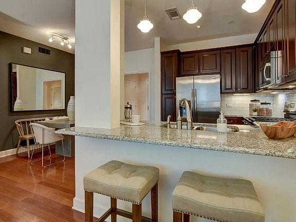 3rd image of 15900 La Cantera Pkwy #A204