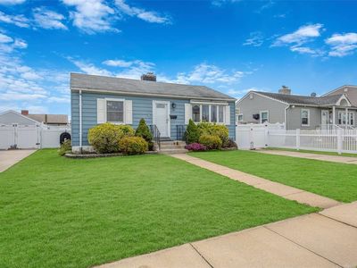 23 Robert Street, Freeport, NY, 11520