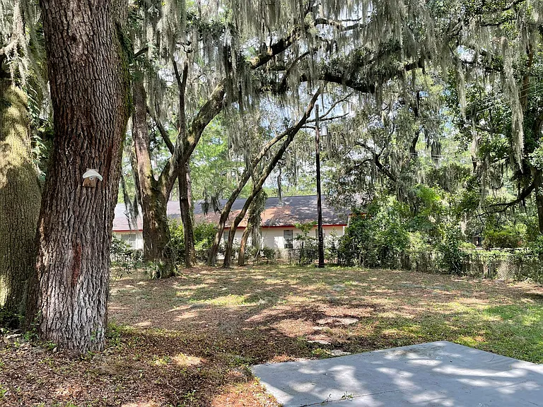 6910 Damascus Rd — Photo 19