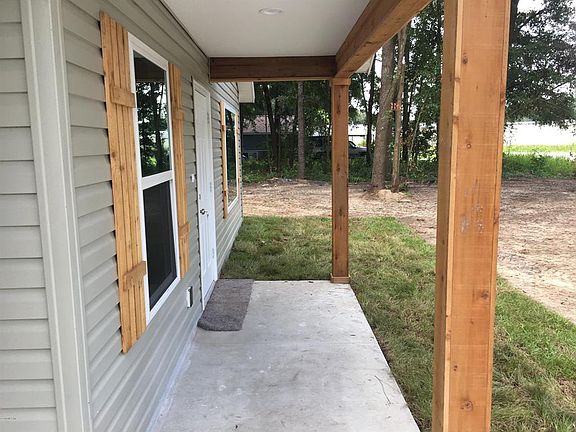 3rd image of 12001 SE 141st Ave Rd