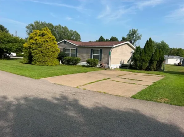 127 Mary Lynn Ln, Valencia, PA 16059