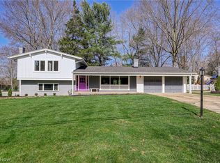 338 Asbury Rd, Akron, OH 44333