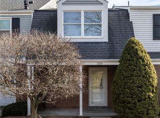 210 Greenwood Dr, Canonsburg, PA