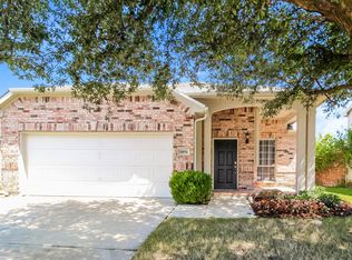 10856 Hawks Landing Rd, Haslet, TX 76052