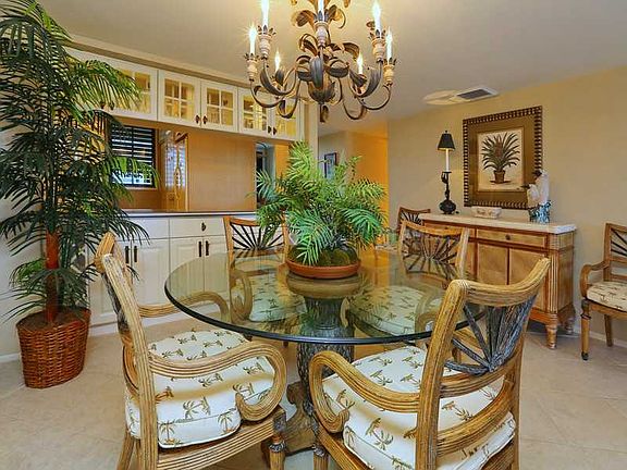 4th image of 1045 Gulf Of Mexico Dr Unit 404