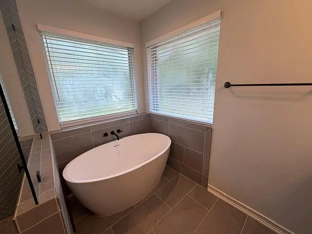 2932 Lloyds Ln — Photo 15