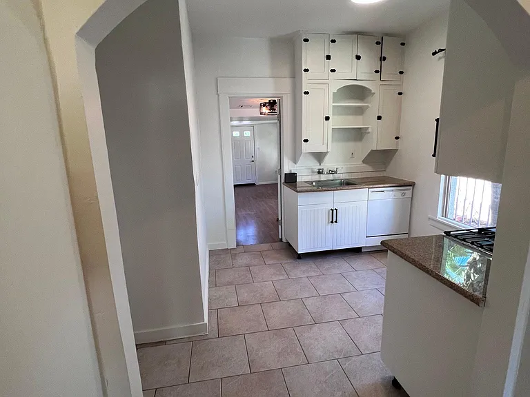 1031 E Palm Ln — Photo 19