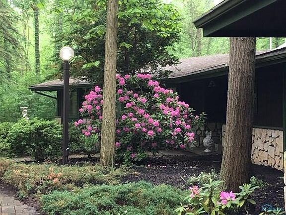 3rd image of 25 Indian Creek Dr
