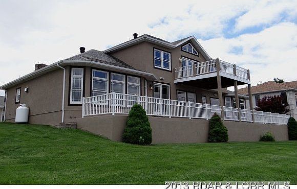 1st image of 2043 Chimney Pt