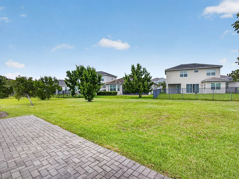 16293 Melogold Dr — Photo 60