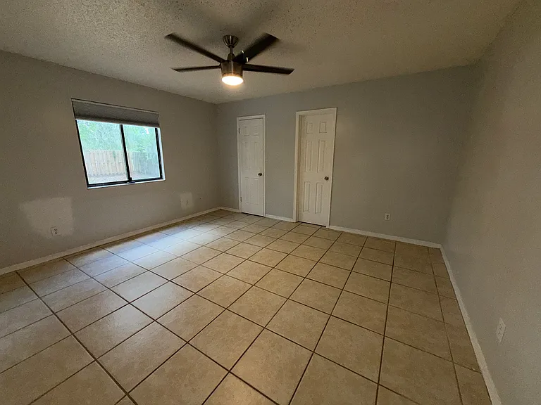 8418 Bottlebrush Ct — Photo 3