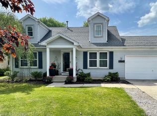 5936 Urban Dr, East China, MI 48054