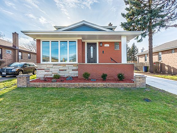 3rd image of 4863 W Wick Dr