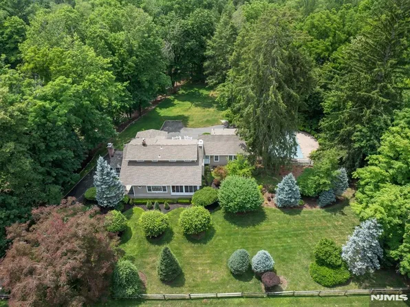 249 E Saddle River Rd, Saddle River, NJ 07458