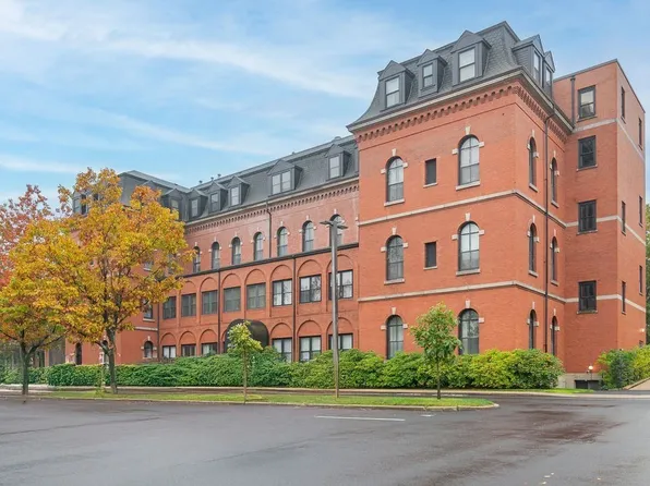 100 Captains Row APT 205, Chelsea, MA 02150