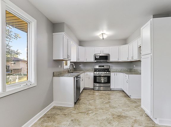 5th image of 9100 Sheri Ln