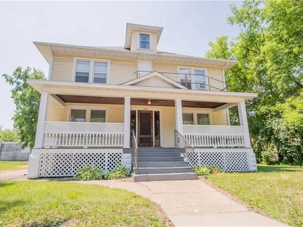 1010 South Farwell Street, Eau Claire, WI 54701