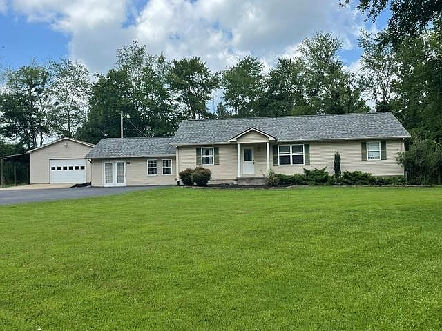 1st image of 155 Willow Oaks Dr