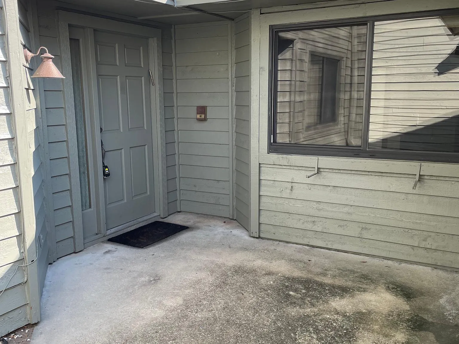 3 bed, 2.5 bath, 2900 sqft, $2,600 — Photo 3