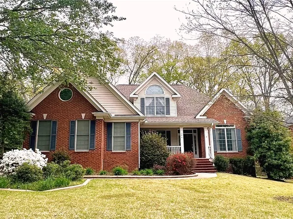204 Knollwood Dr, Clemson, SC 29631