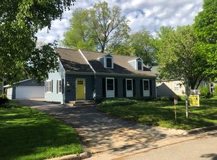 1139 Oakcrest Ct, Appleton, WI 54914