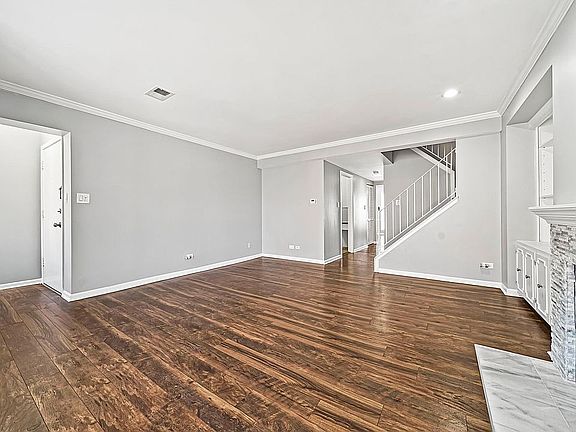 4th image of 1487 Shermer Rd APT 204B