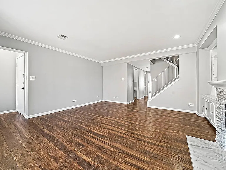 1487 Shermer Rd #204B — Photo 4