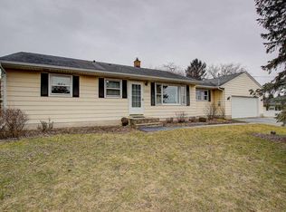 19365 N Hills Dr, Brookfield, WI 53045