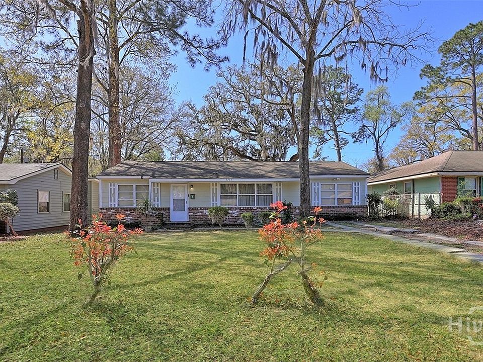 1st image of 2223 N Fernwood Court