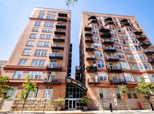 500 S Clinton St APT 632, Chicago, IL 60607