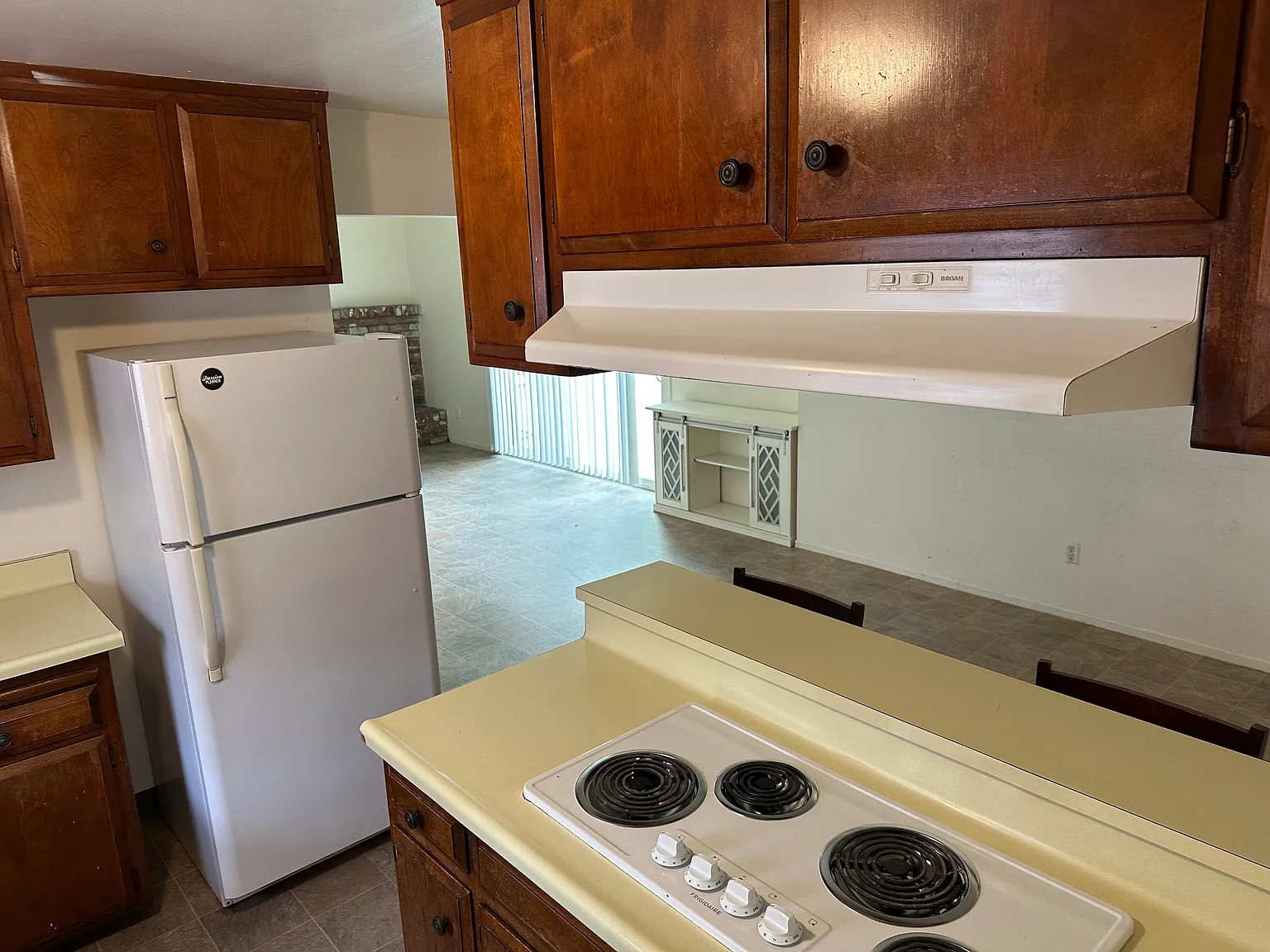 4 bed, 1740 sqft, $3,800 — Photo 4