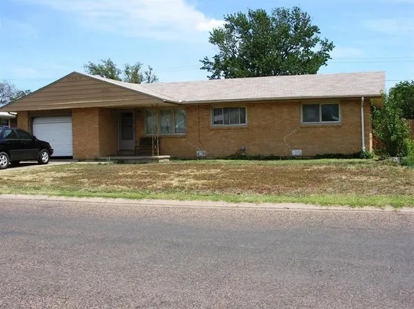 1107 N Roosevelt Ave, Liberal, KS 67901