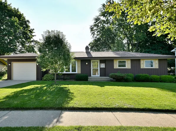 59 S Jane Dr, Elgin, IL 60123